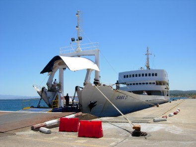 Calasetta - Traghetto per Carloforte